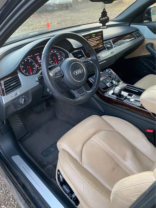 2011 Audi D4 A8 - Image 6 of 10