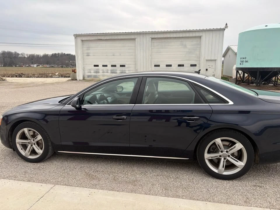 2011 Audi D4 A8 - Image 5 of 10