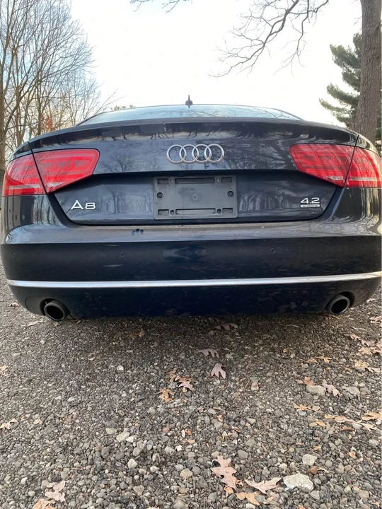 2011 Audi D4 A8 - Image 10 of 10