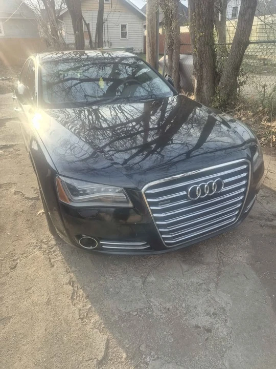 2011 Audi D4 A8 - Image 3 of 3