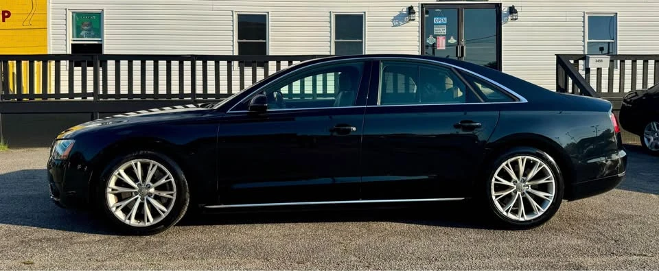 2011 Audi D4 A8 - Image 7 of 17