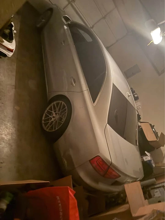 2011 Audi D4 A8 - Image 5 of 5