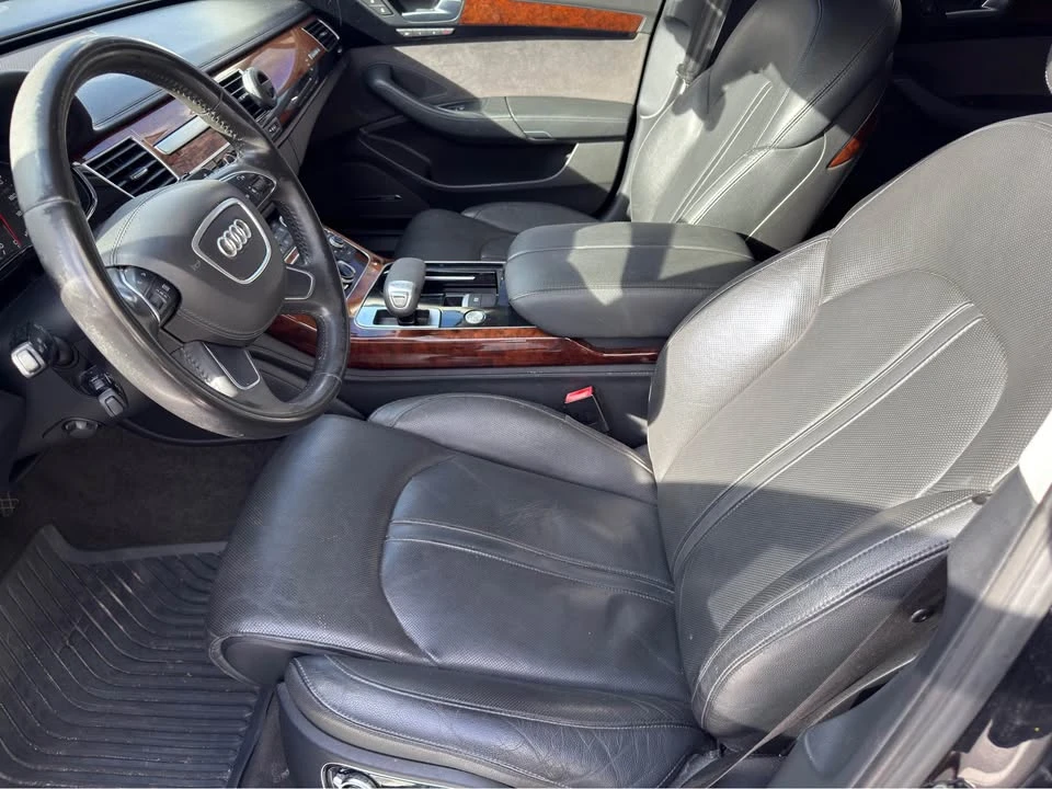 2011 Audi D4 A8 - Image 10 of 10