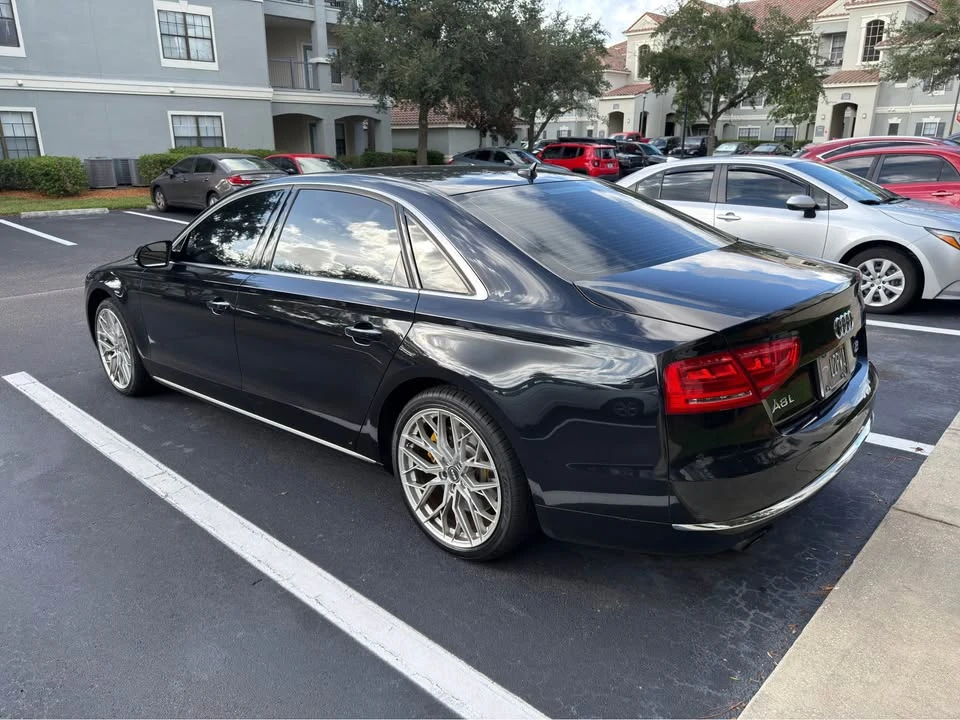 2011 Audi D4 A8 - Image 3 of 10
