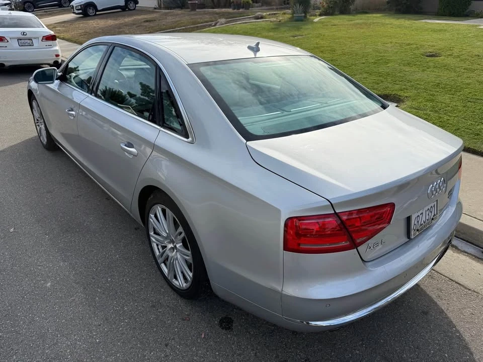 2011 Audi D4 A8 - Image 4 of 9