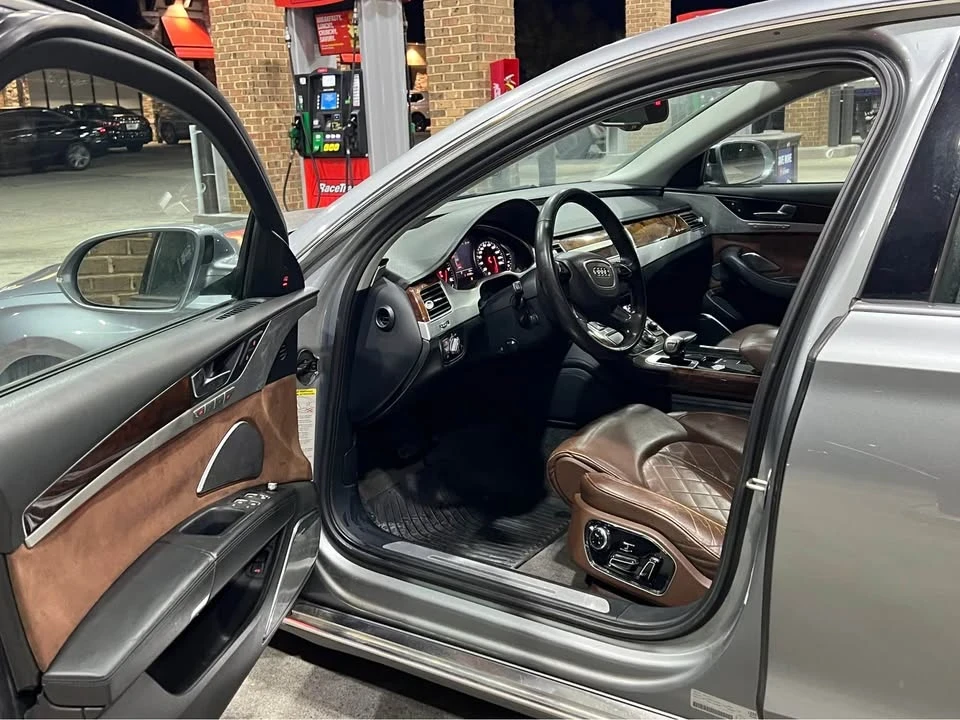 2011 Audi D4 A8 - Image 11 of 20