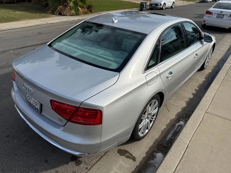 2011 Audi D4 A8 - Image 3 of 9