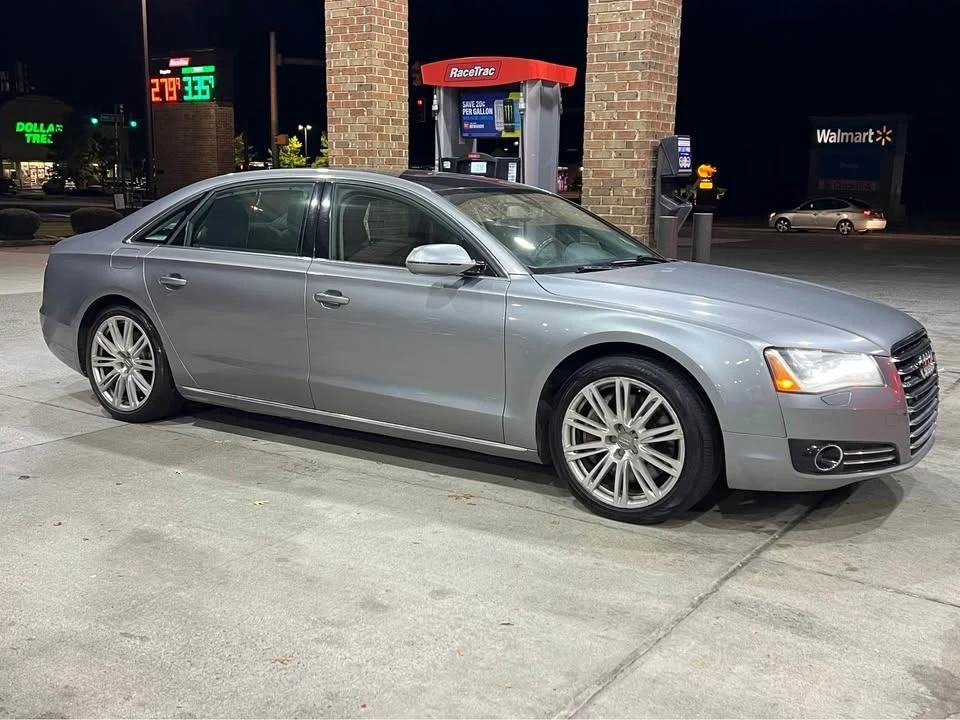 2011 Audi D4 A8 - Image 8 of 20