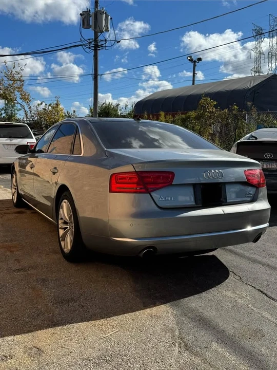 2011 Audi D4 A8 - Image 5 of 9