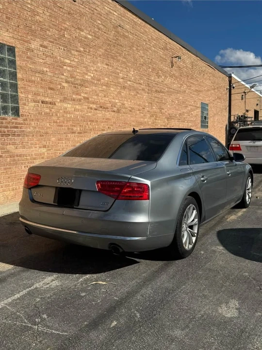 2011 Audi D4 A8 - Image 3 of 9
