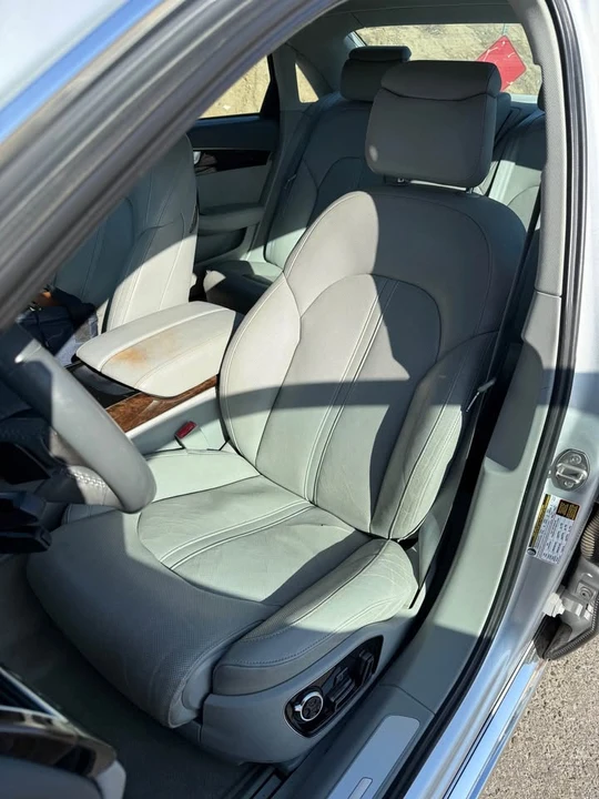 2011 Audi D4 A8 - Image 11 of 19