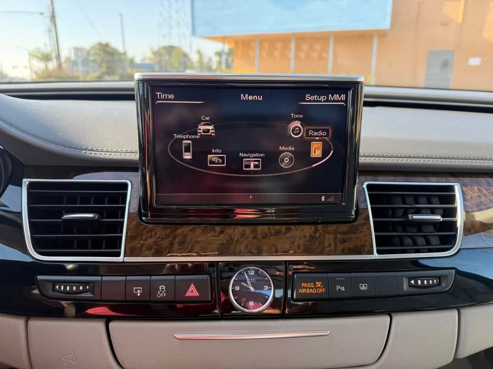 2011 Audi D4 A8 - Image 12 of 19