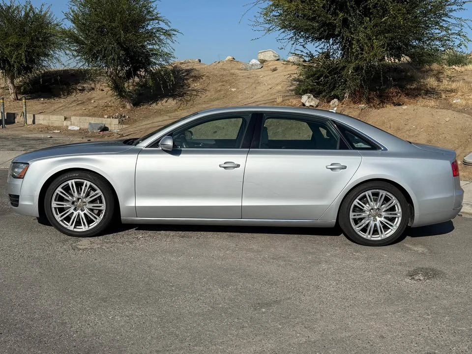 2011 Audi D4 A8 - Image 5 of 19
