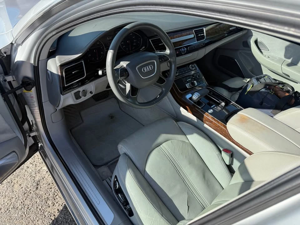 2011 Audi D4 A8 - Image 9 of 19