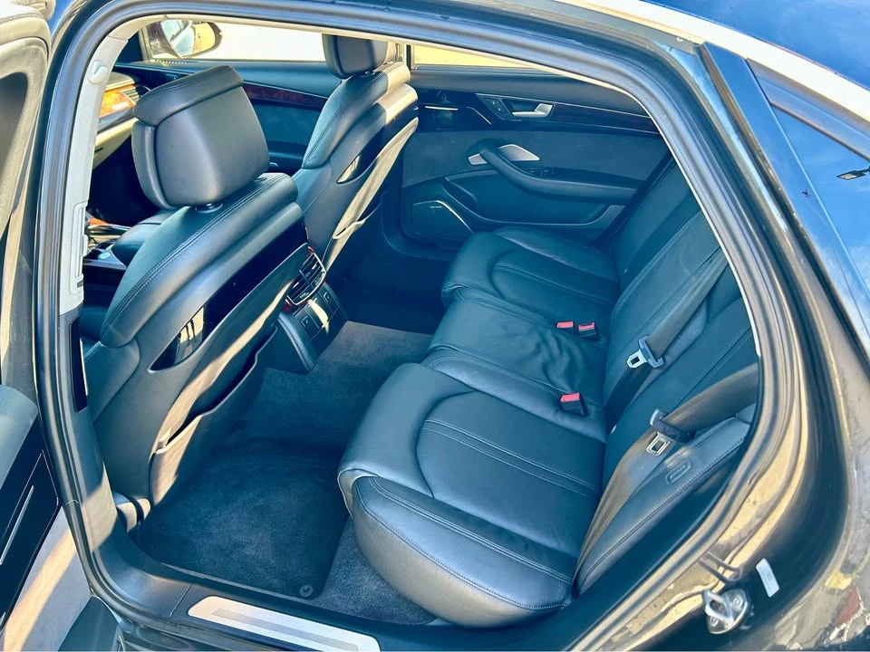 2011 Audi D4 A8 - Image 8 of 12