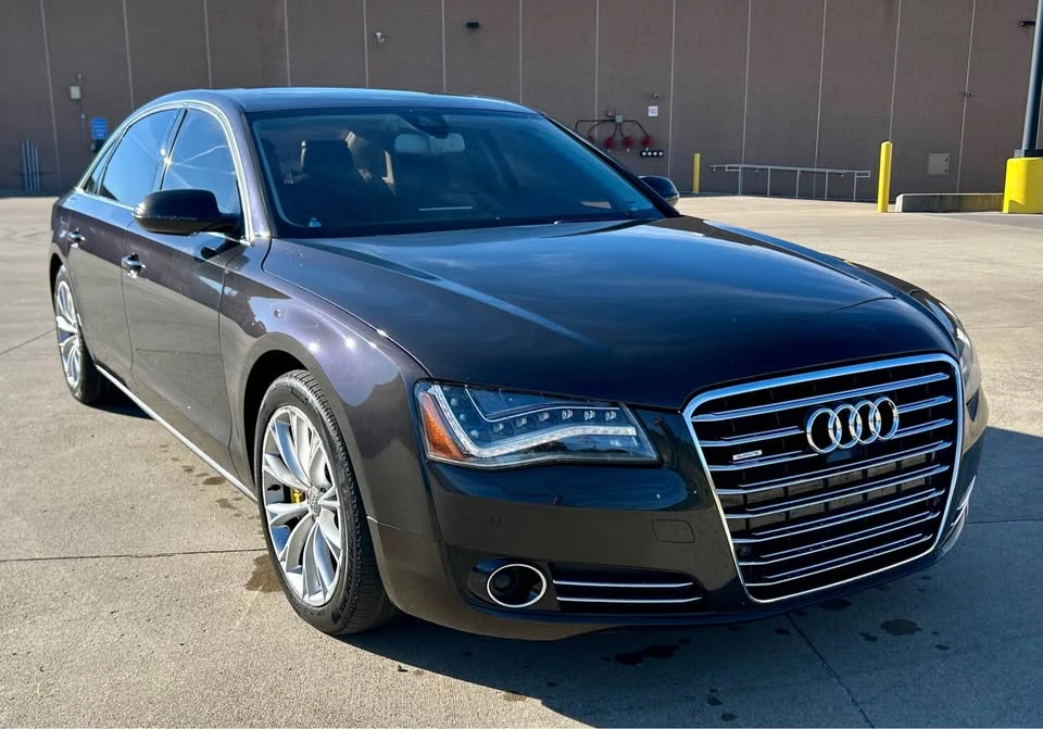 2011 Audi D4 A8 - Image 2 of 12