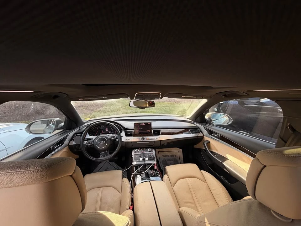 2011 Audi D4 A8 - Image 3 of 8