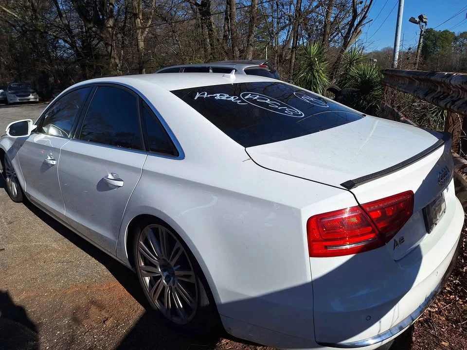 2011 Audi D4 A8 - Image 3 of 6