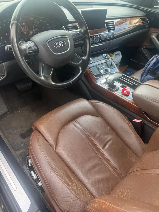 2011 Audi D4 A8 - Image 6 of 8