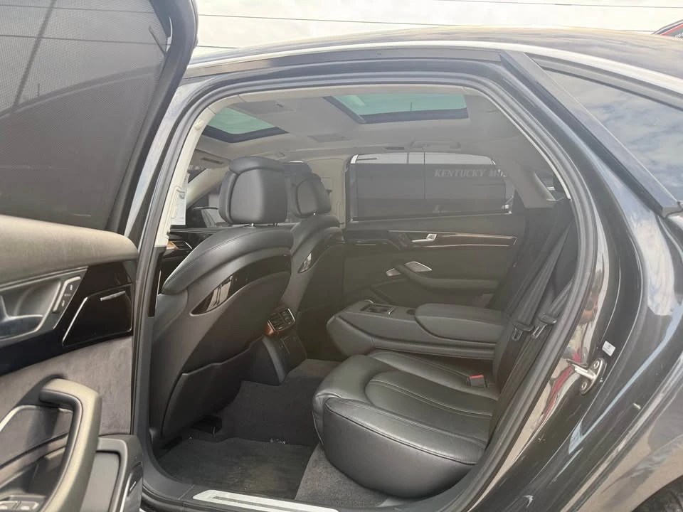 2011 Audi D4 A8 - Image 11 of 19