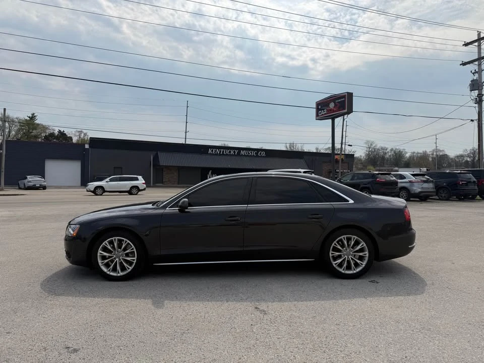 2011 Audi D4 A8 - Image 3 of 19