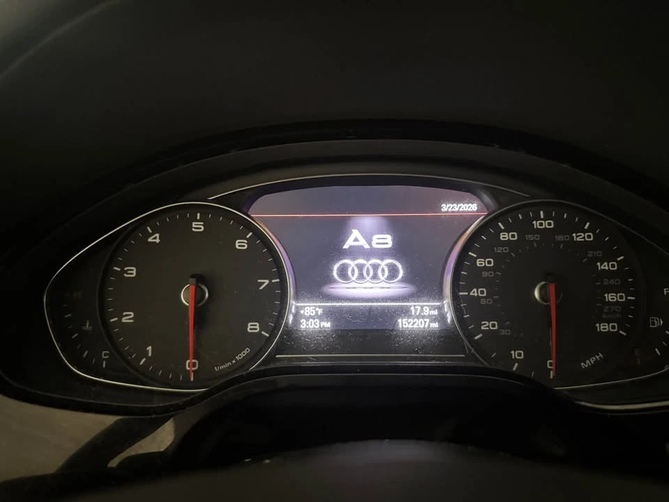 2011 Audi D4 A8 - Image 10 of 14
