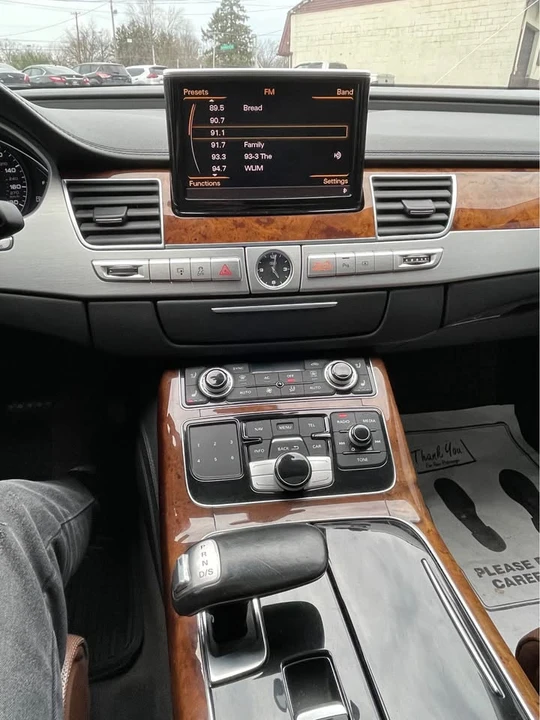 2011 Audi D4 A8 - Image 11 of 14