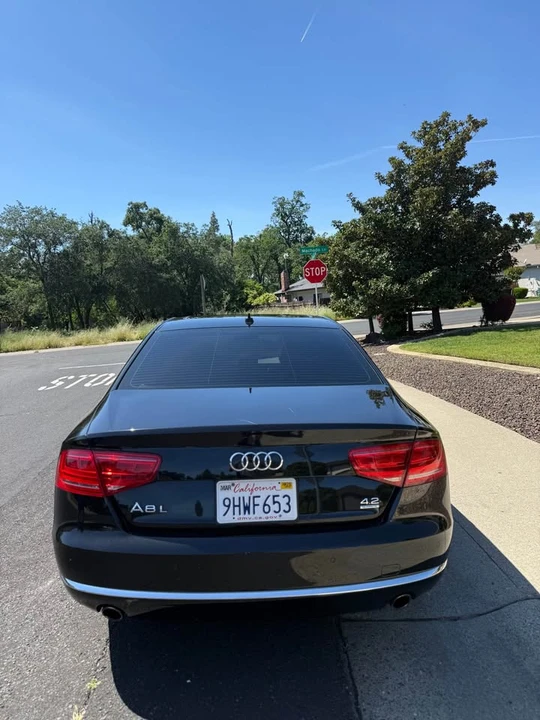 2011 Audi D4 A8 - Image 3 of 19