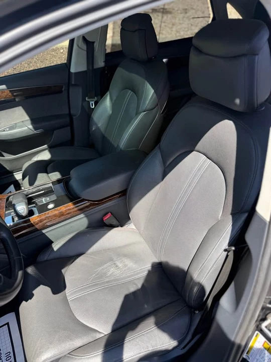 2011 Audi D4 A8 - Image 10 of 19