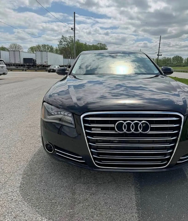 2011 Audi D4 A8 - Image 2 of 10