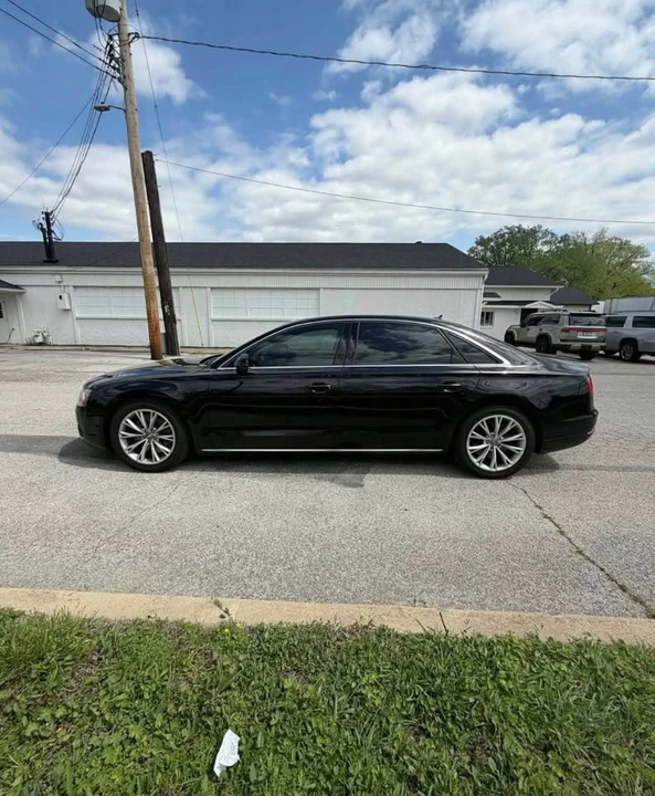 2011 Audi D4 A8 - Image 5 of 10