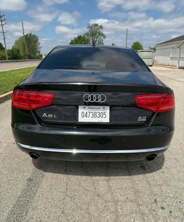 2011 Audi D4 A8 - Image 4 of 10
