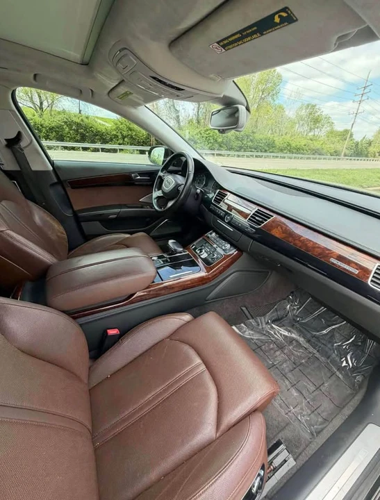 2011 Audi D4 A8 - Image 8 of 10