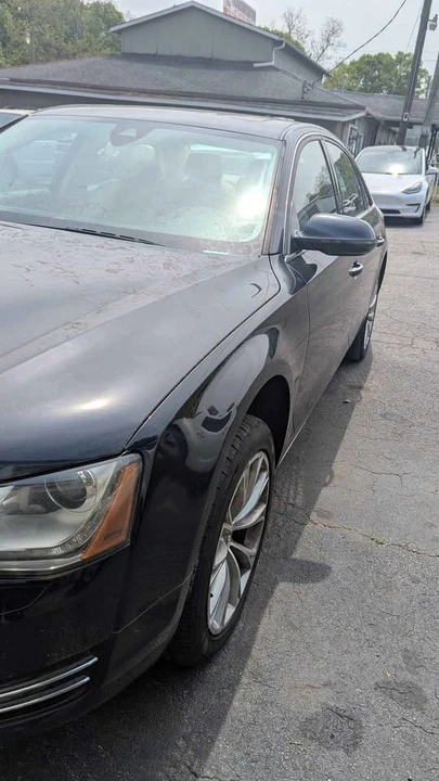 2011 Audi D4 A8 - Image 7 of 9