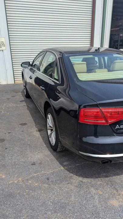 2011 Audi D4 A8 - Image 2 of 9