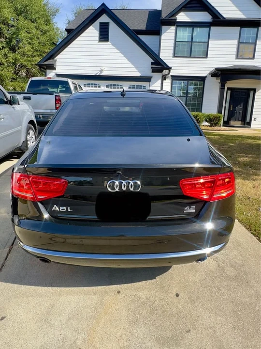 2011 Audi D4 A8 - Image 5 of 10
