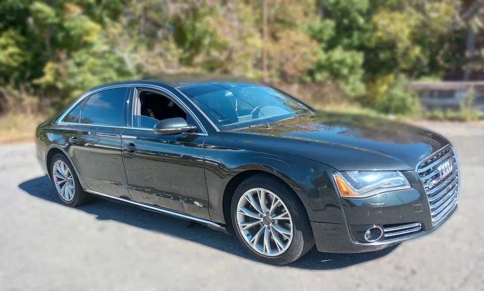 2011 Audi D4 A8 - Image 3 of 14