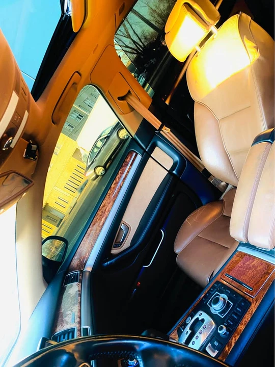 2011 Audi D4 A8 - Image 15 of 17