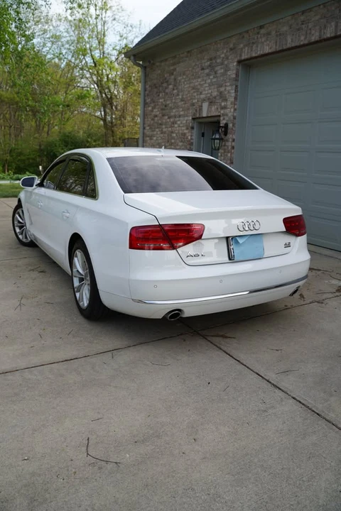 2011 Audi D4 A8 - Image 5 of 17
