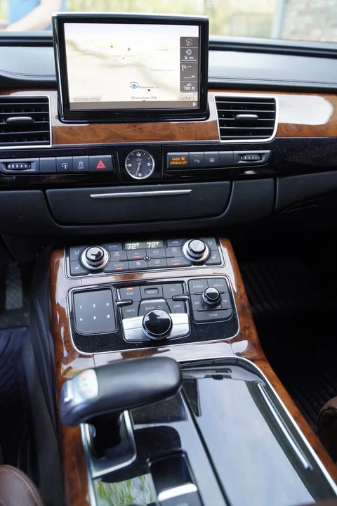 2011 Audi D4 A8 - Image 14 of 17