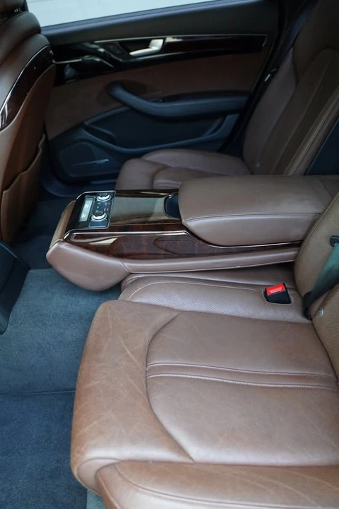 2011 Audi D4 A8 - Image 16 of 17