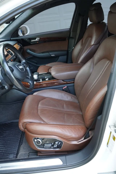 2011 Audi D4 A8 - Image 11 of 17