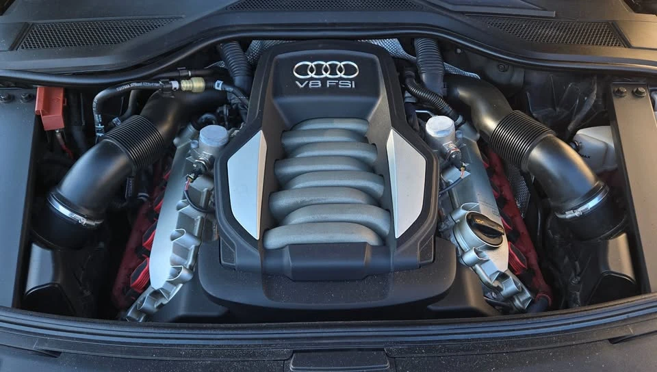 2011 Audi D4 A8 - Image 9 of 13