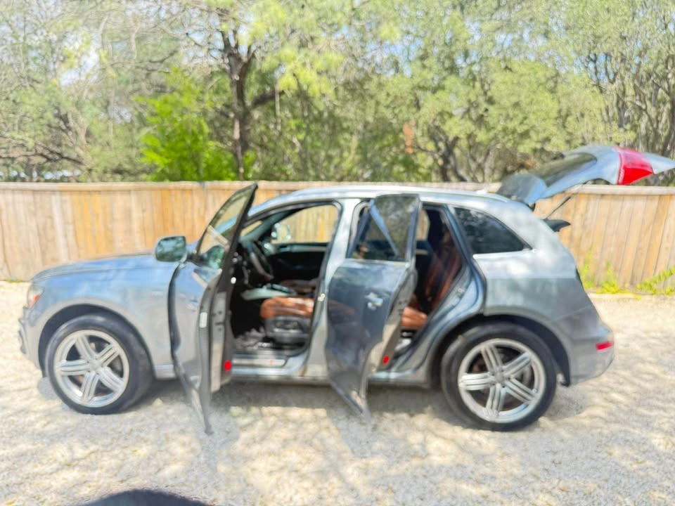2011 Audi 8R Q5 - Image 5 of 13