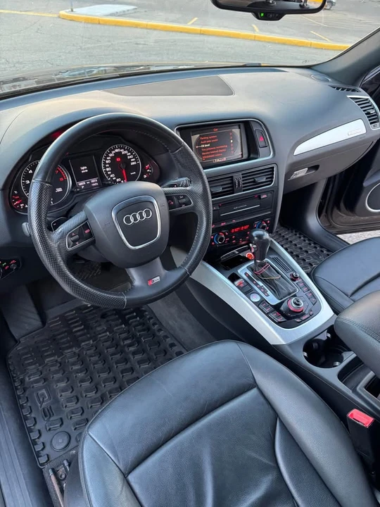 2011 Audi 8R Q5 - Image 13 of 20