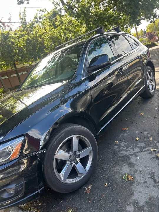 2011 Audi 8R Q5 - Image 2 of 7