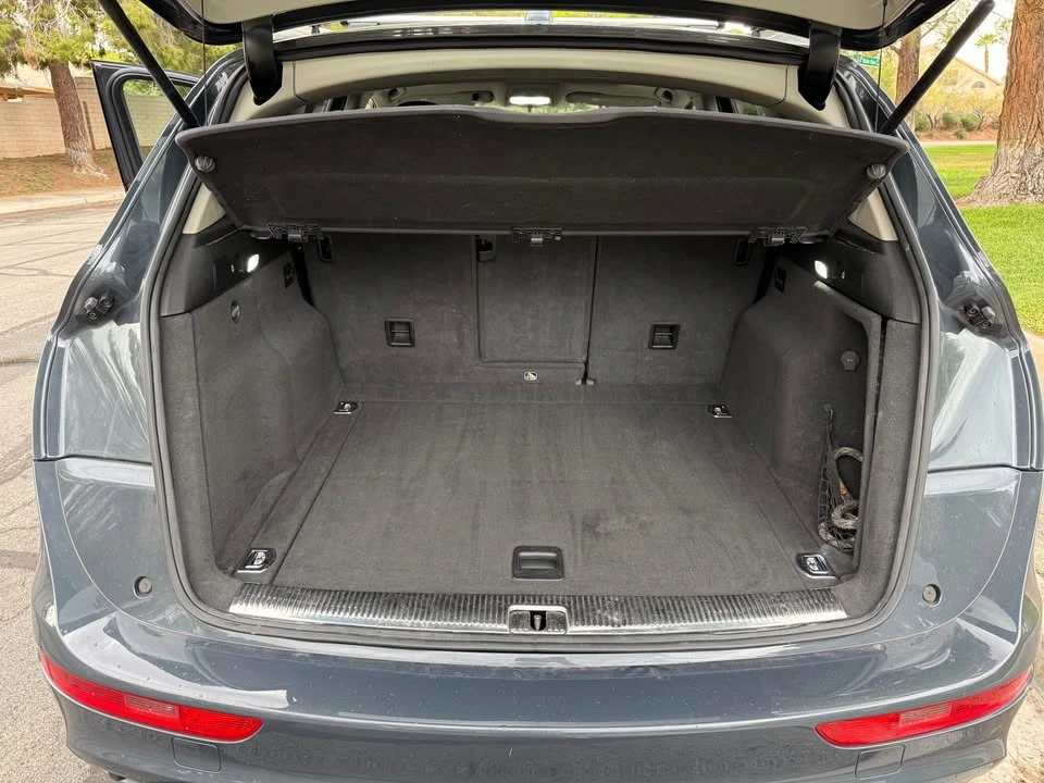 2011 Audi 8R Q5 - Image 13 of 14