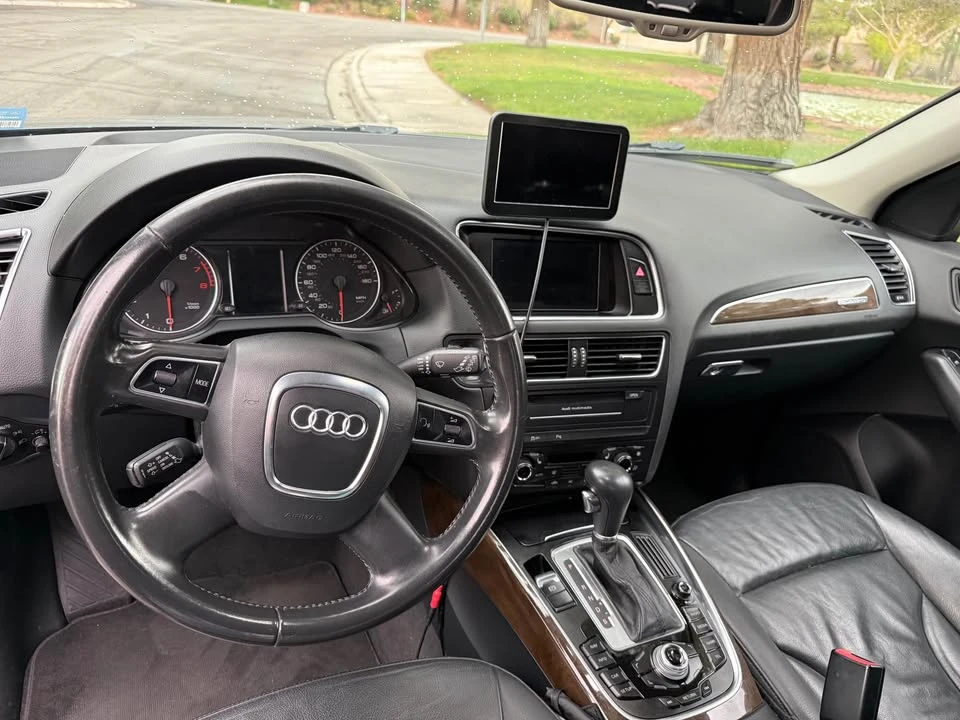 2011 Audi 8R Q5 - Image 10 of 14