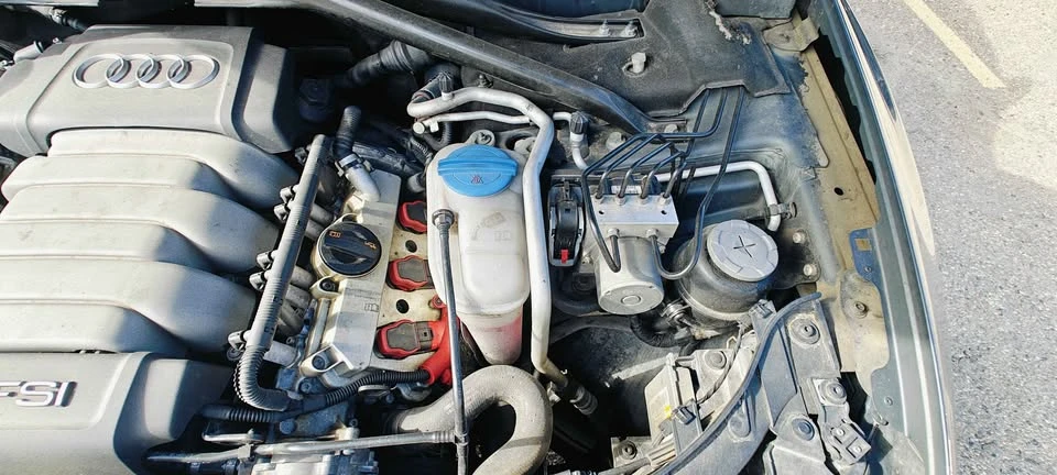 2011 Audi 8R Q5 - Image 10 of 14