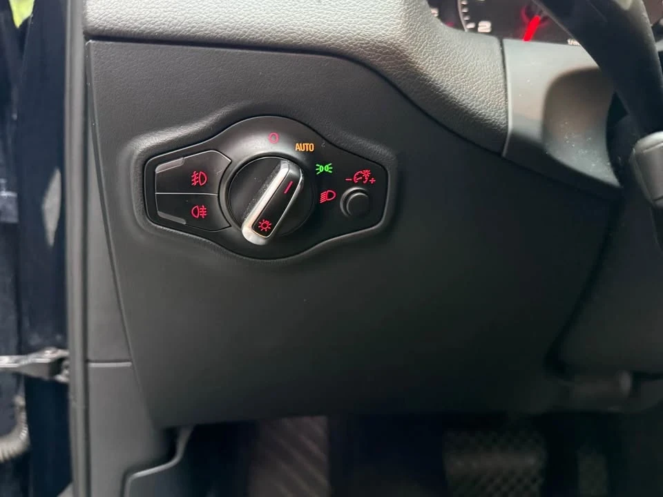 2011 Audi 8R Q5 - Image 7 of 16